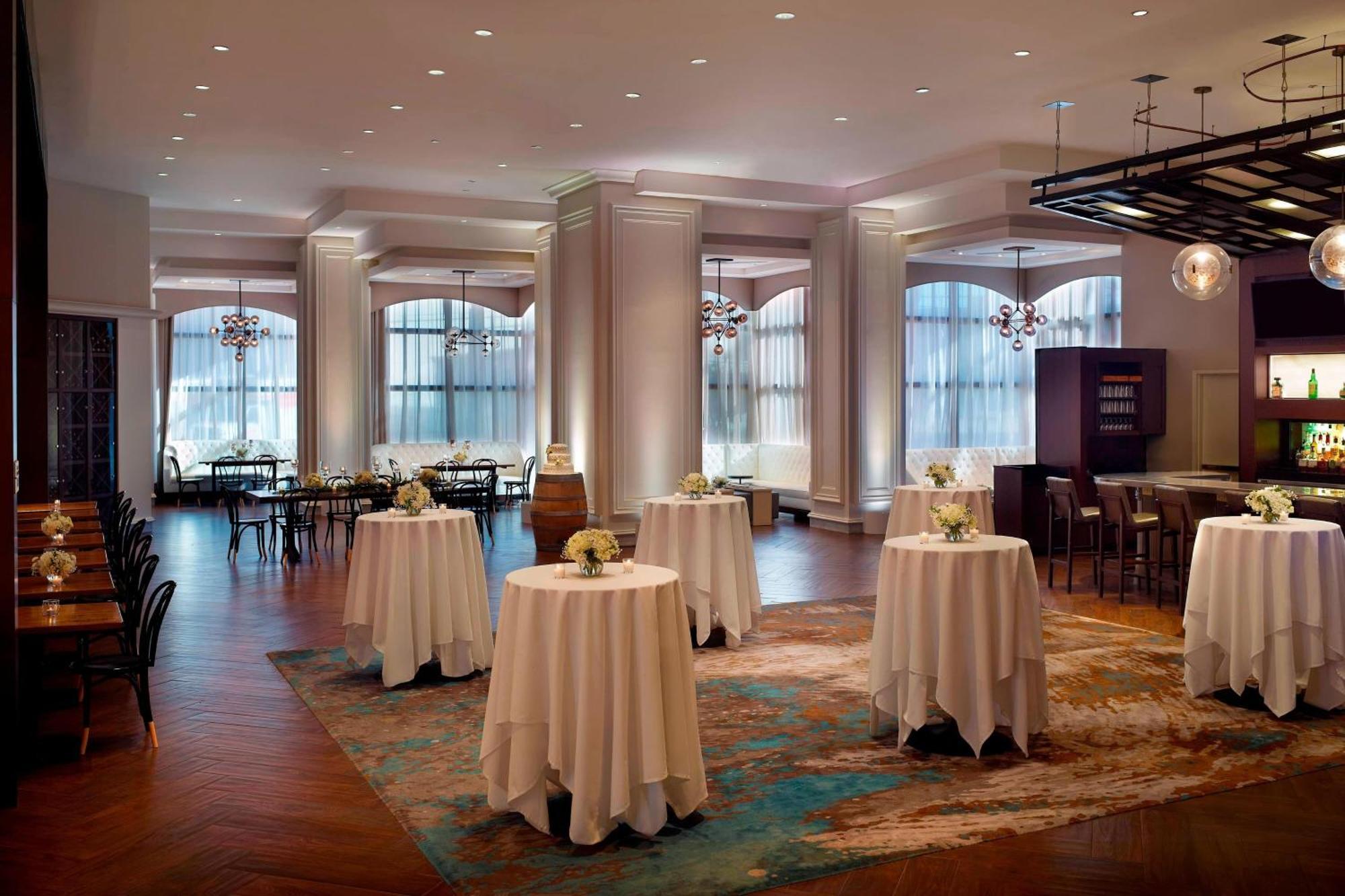 New Orleans Marriott Metairie At Lakeway Экстерьер фото