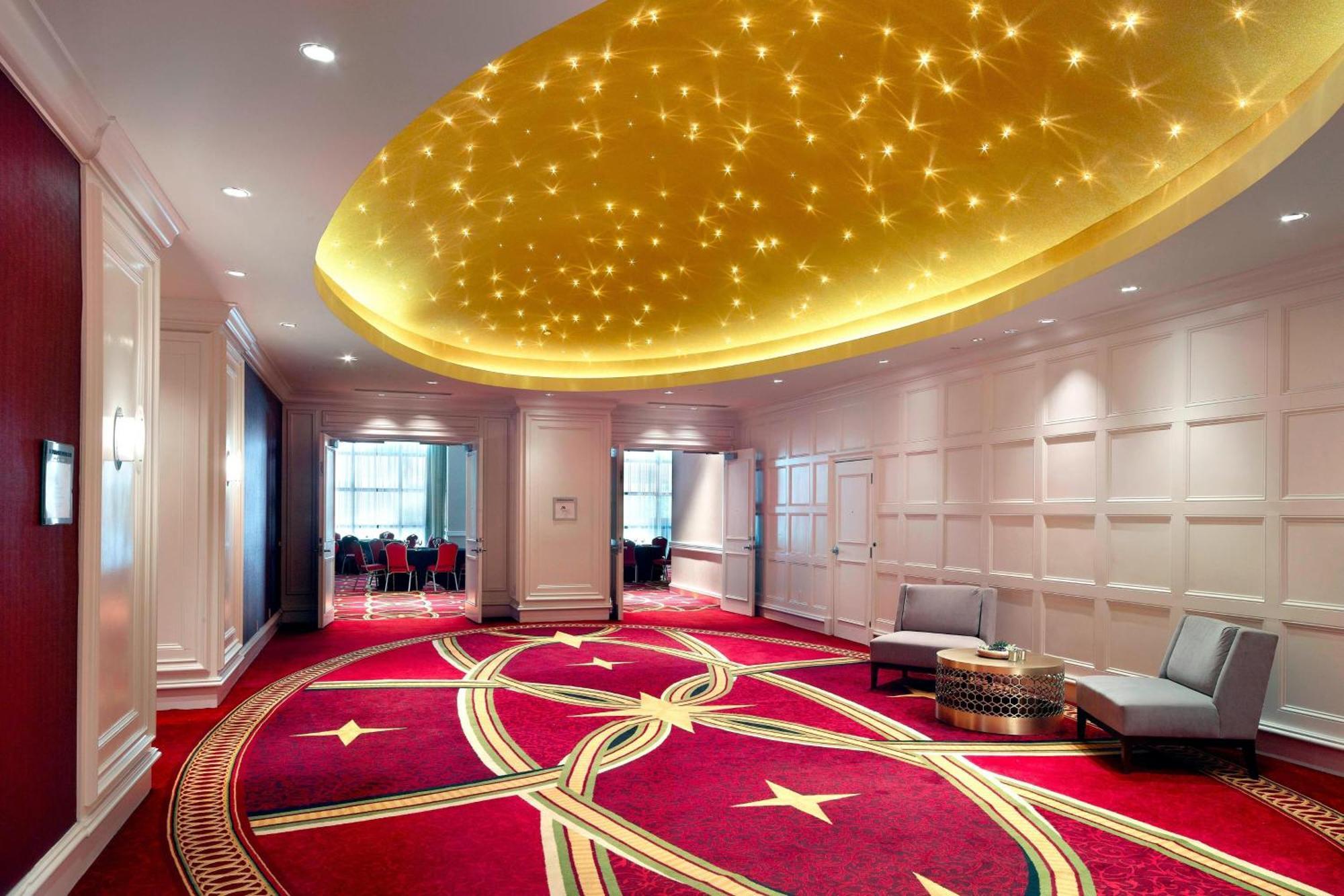 New Orleans Marriott Metairie At Lakeway Экстерьер фото