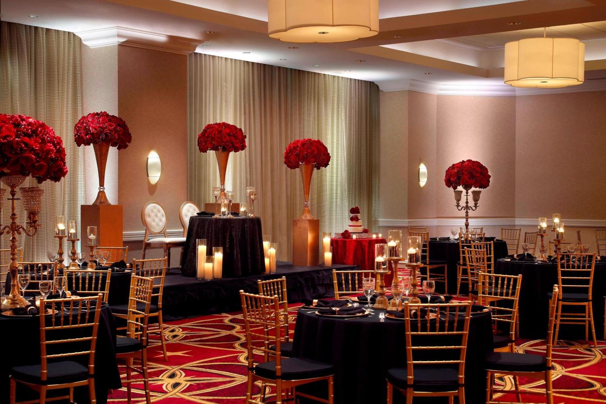 New Orleans Marriott Metairie At Lakeway Экстерьер фото